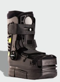 Show product details for Shoebaum Short Air CAM Boot, Universal (Left or Right)
