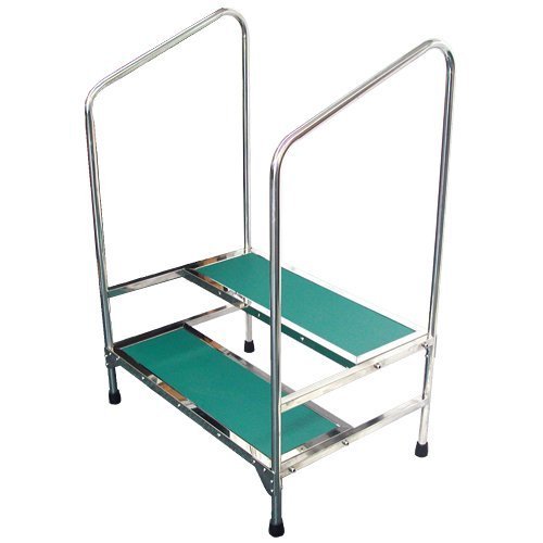step stool with side rails
